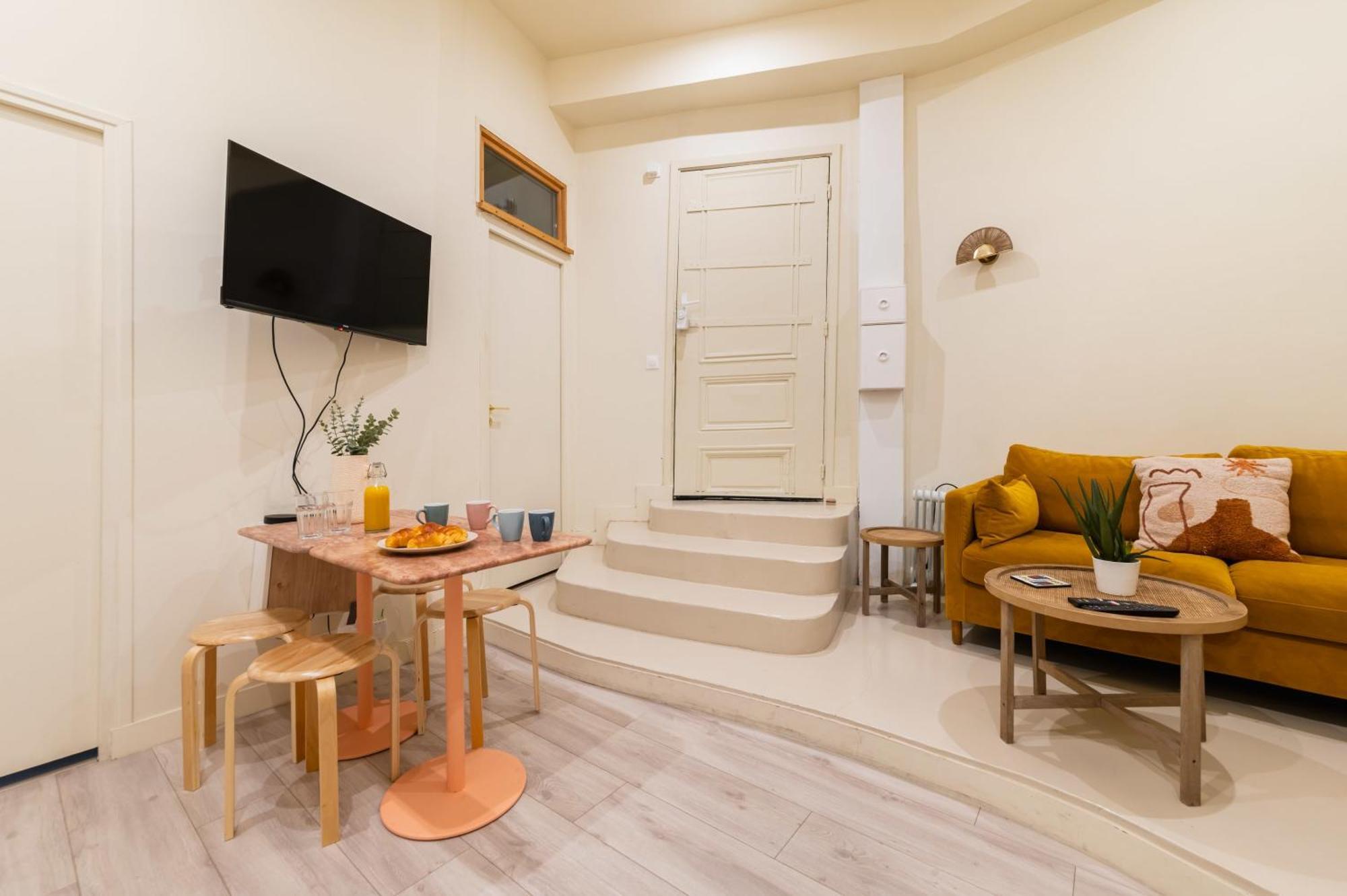 Charmant Appartement Moderne Haut Marais - 4P - Flat-Guest Париж Екстериор снимка