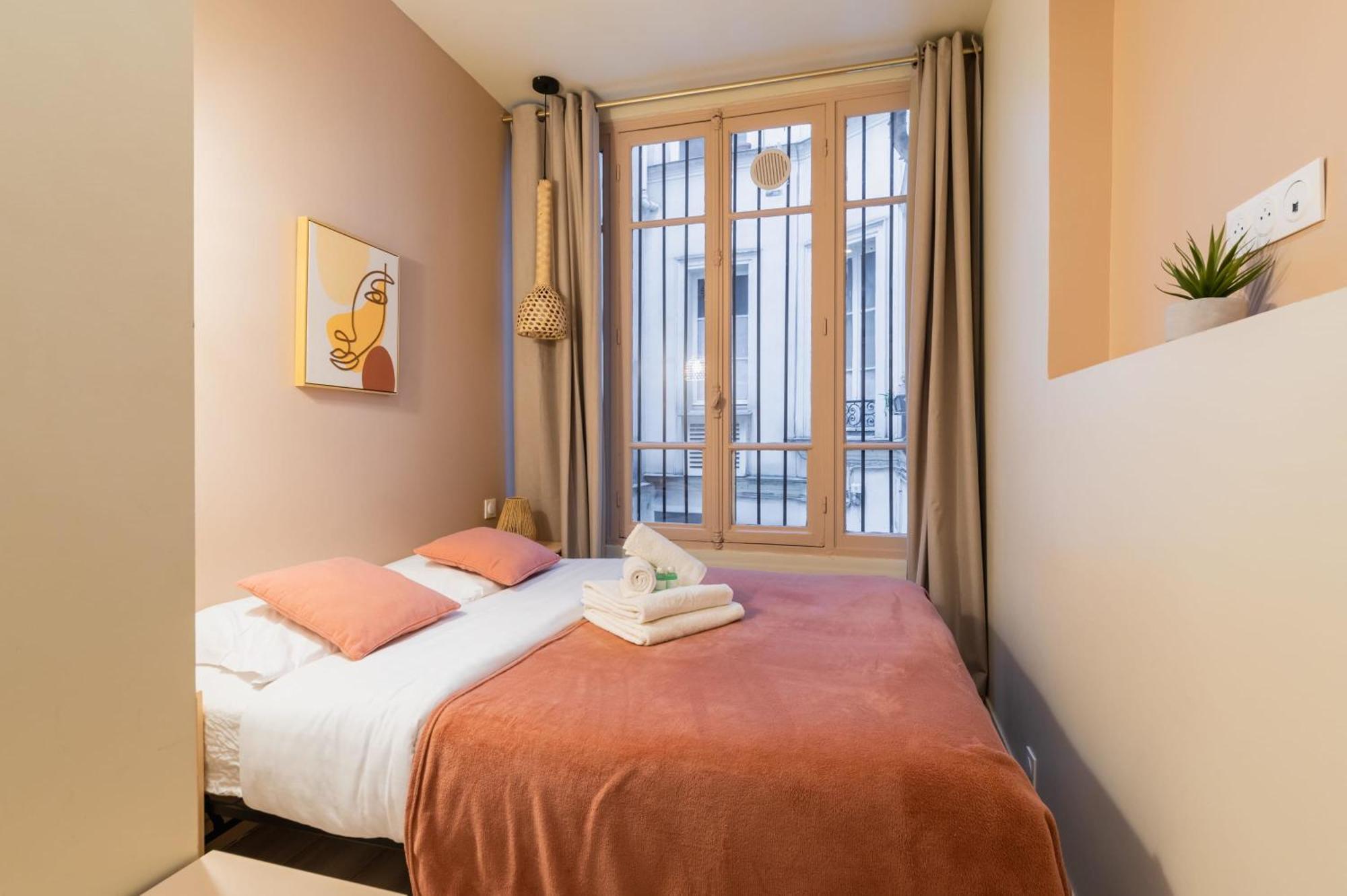 Charmant Appartement Moderne Haut Marais - 4P - Flat-Guest Париж Екстериор снимка